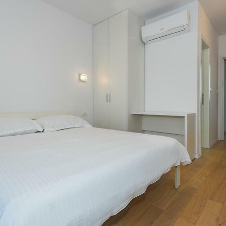 Apartments & Rooms Shark Zaboric Buitenkant foto