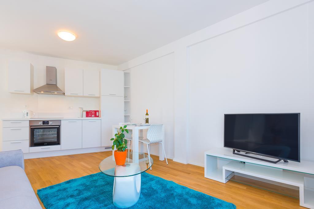 Apartments & Rooms Shark Zaboric Buitenkant foto