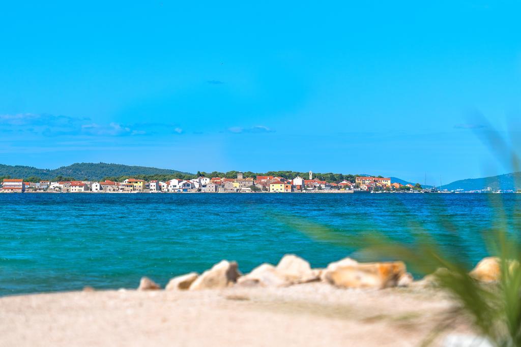 Apartments & Rooms Shark Zaboric Buitenkant foto