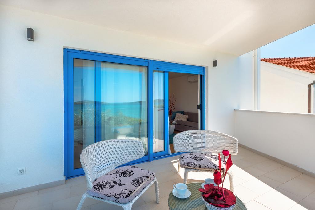 Apartments & Rooms Shark Zaboric Buitenkant foto