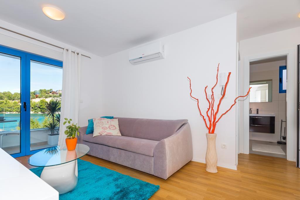 Apartments & Rooms Shark Zaboric Buitenkant foto