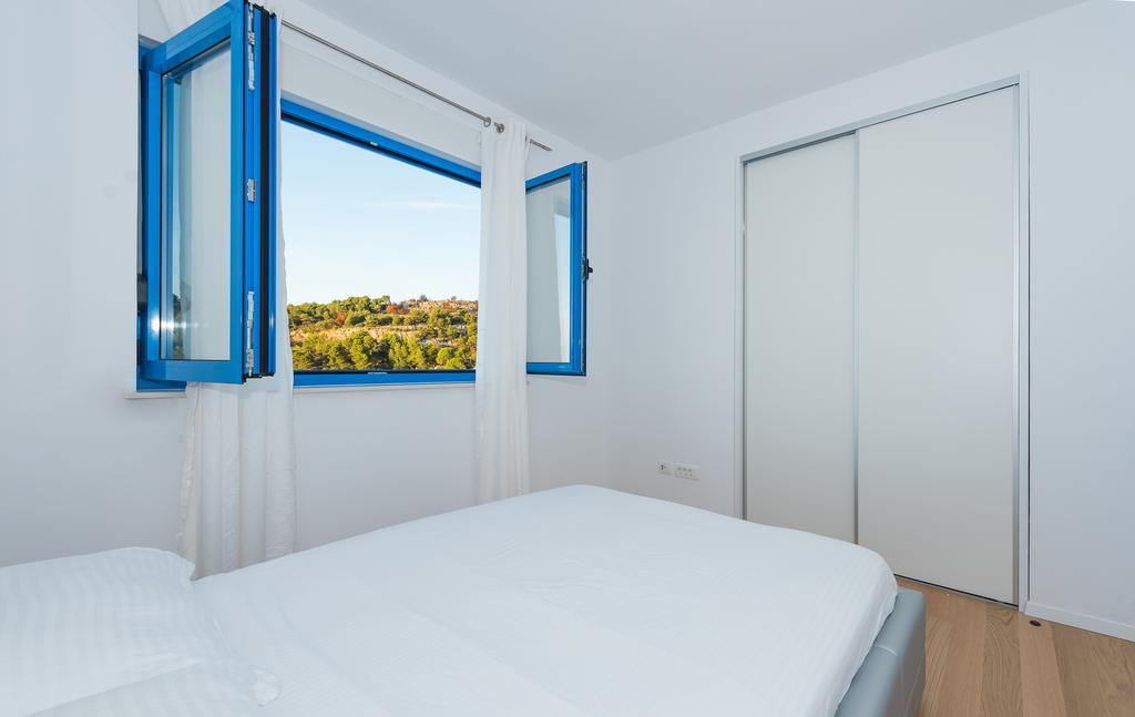 Apartments & Rooms Shark Zaboric Buitenkant foto