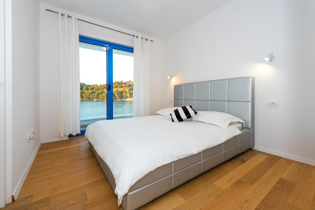 Apartments & Rooms Shark Zaboric Buitenkant foto